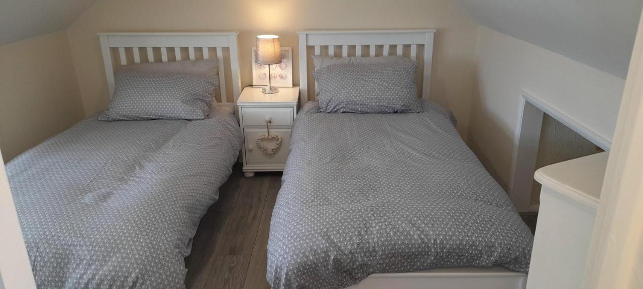 Stunning Two Storey Spacious Chalet Villa Bridlington Exteriör bild